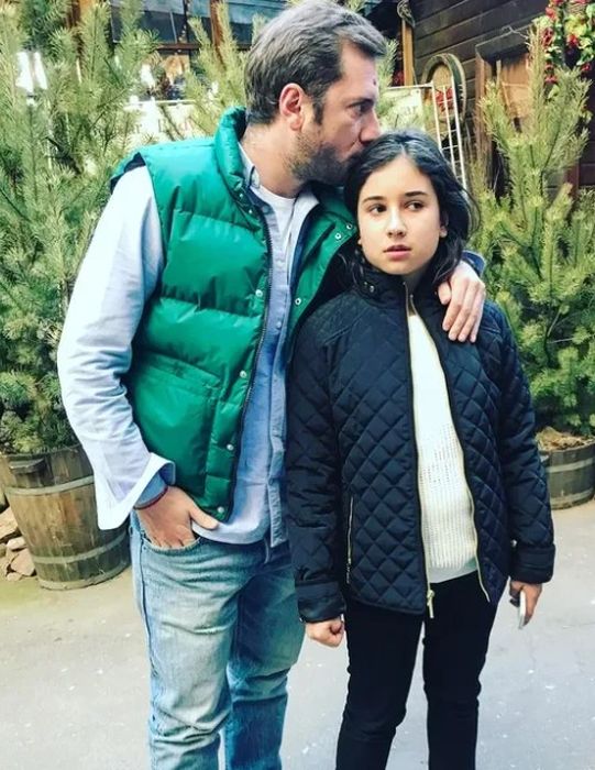 «Обаяние грузина все равно переживет все мои слова» : Как Никита Михалков предсказал три развода 41-летнего Резо Гигинеишвили