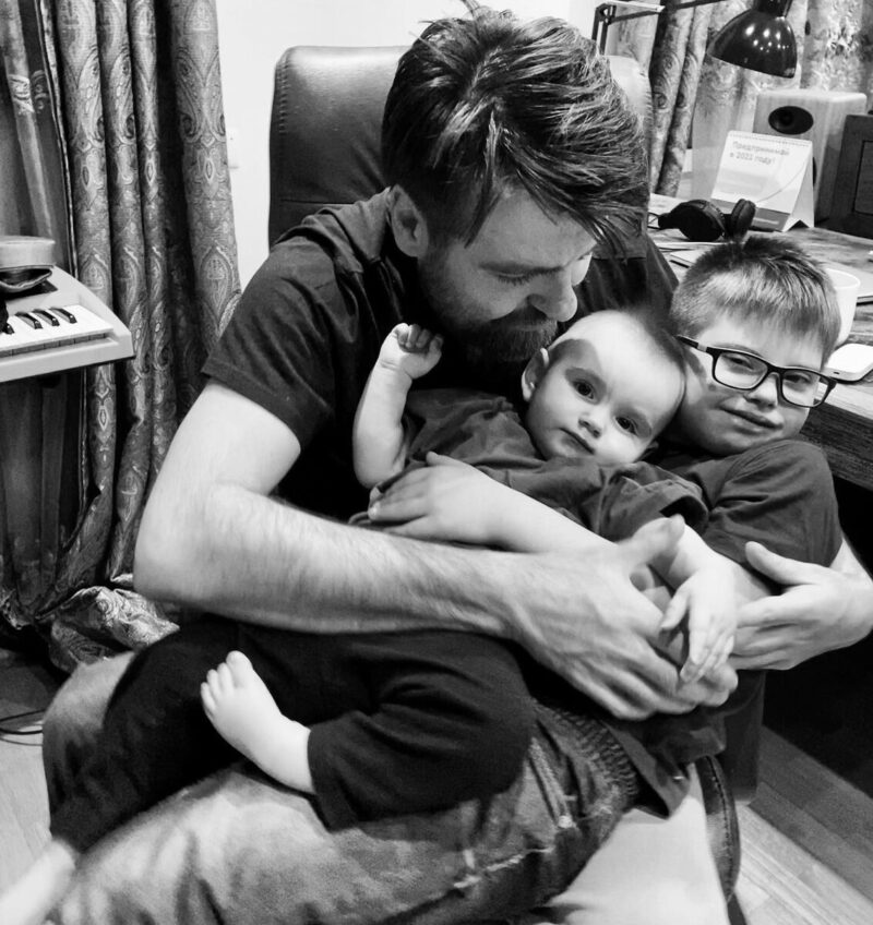 Вера, дочь Александра Семина и Марины Ментусовой.