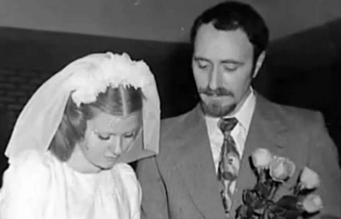 «Хабалка» на экране, но «неуверенная в себе» в жизни: Почему 74-летняя Ирина Муравьева не любила свою звездную роль, потеряла ребенка на съемках и как сейчас живут ее сыновья, один из которых оказался в центре скандала