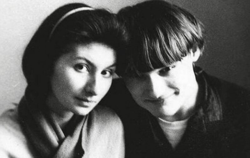 Первая любовь: Александр Васильев и Мария Лаврова, чья судьба разлучила их.