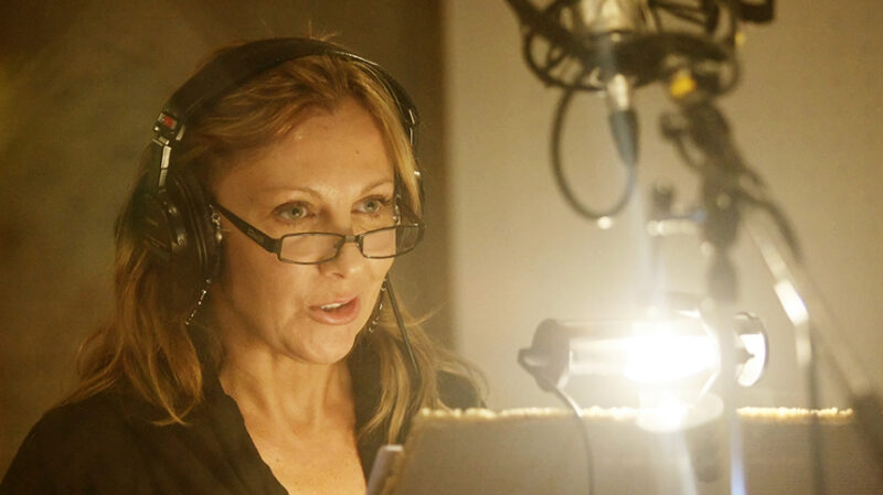 «Я сирота»: аборт, ночевки на вокзале и 7 лет забвения — через что прошла Елена Яковлева, потеряв родителей в Харькове?