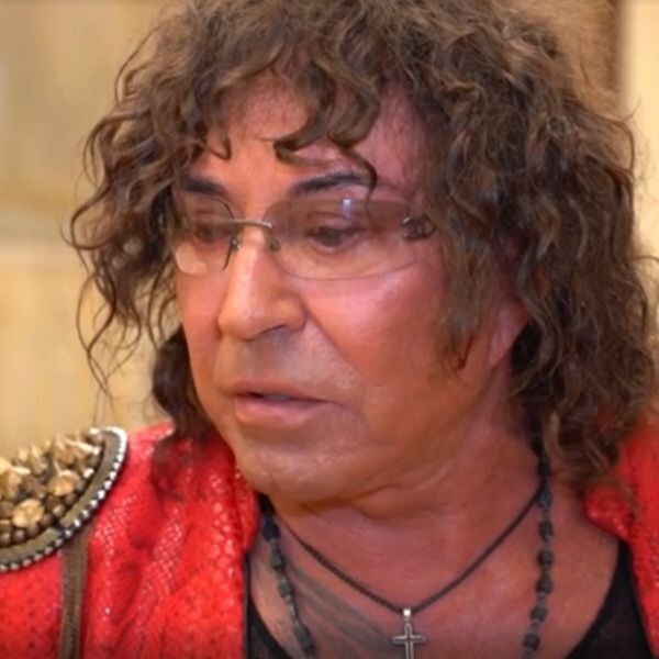 Образ, знакомый миллионам: Валерий Леонтьев на пике своей карьеры.