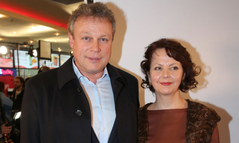 Вера Новикова и Сергей Жигунов: первые годы их непростой истории любви.