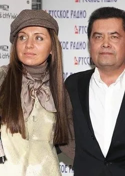 Непозволительная роскошь: как сыновья Николая Расторгуева отказались от сцены, несмотря на «тяжесть фамилии»