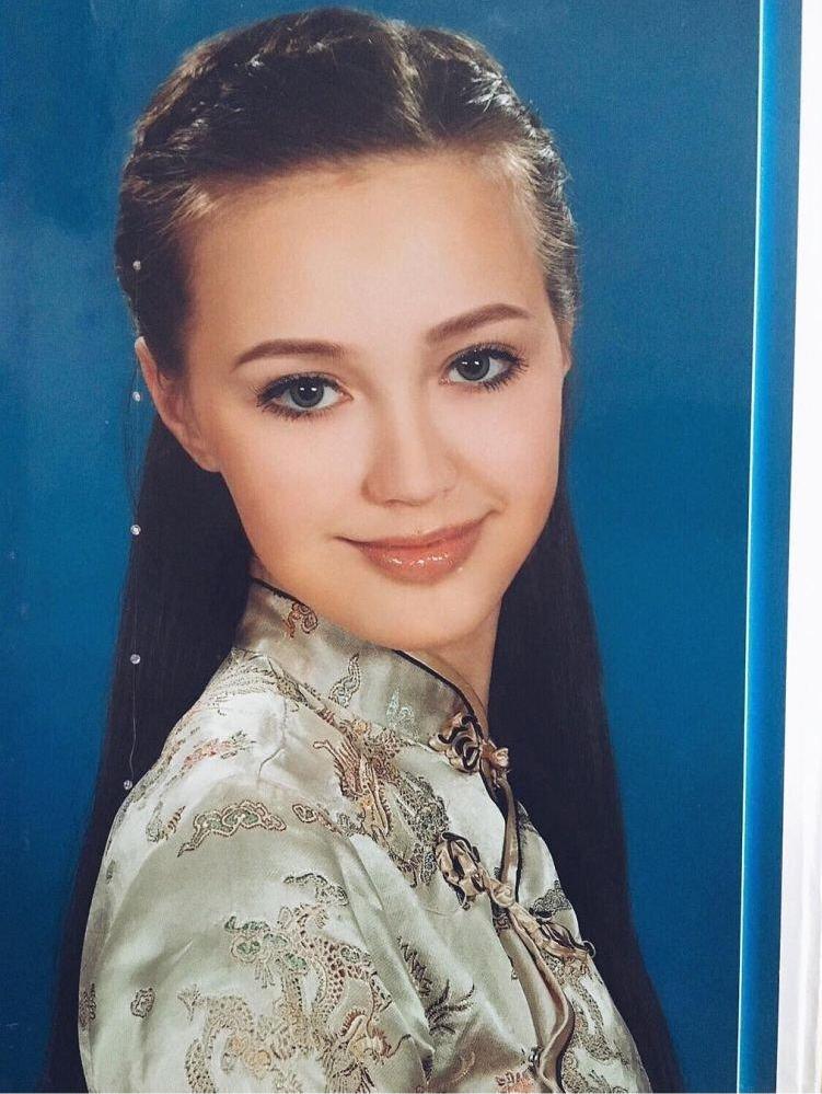 Она пришла в чужой дом, но построила свой рай: Анастасия Костенко: 32 года, 4 детей и «умею рожать» вопреки хейту