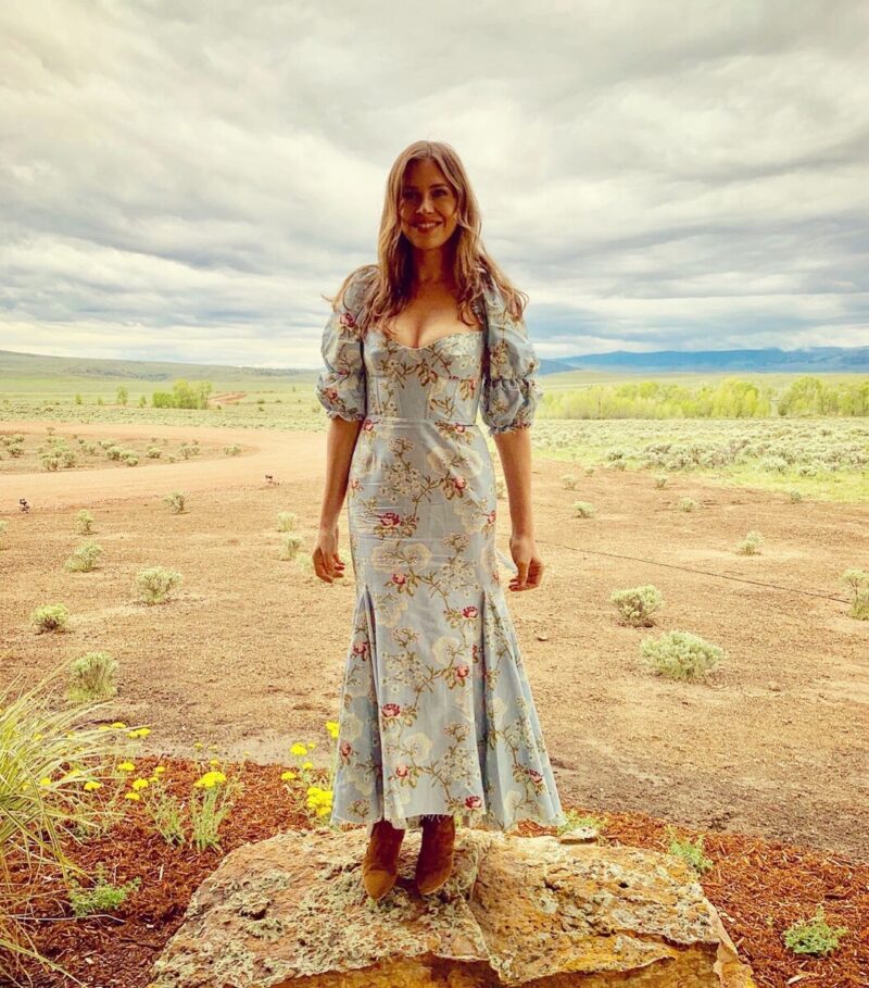 Детские годы Дарьи прошли в Москве и США.