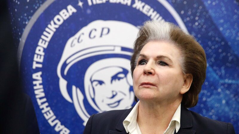 «Смерть гражданина выгодна системе»: Михаил Делягин о том, почему 30 лет труда не гарантируют пенсионерам бесплатные зубы