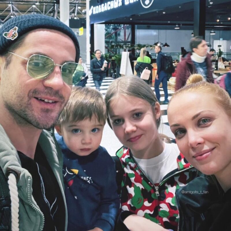 Иван Жидков с дочерью Марией: несмотря на развод, отец всегда рядом.