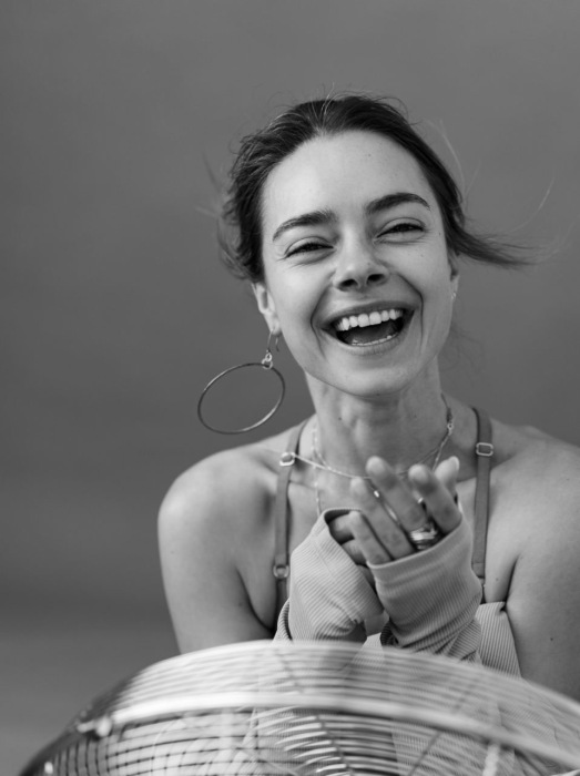 «Маленький танк» пережила предательство и страшную потерю: Вера Панфилова в 36 лет «молилась» о расставании с Янковским и ушла из кино