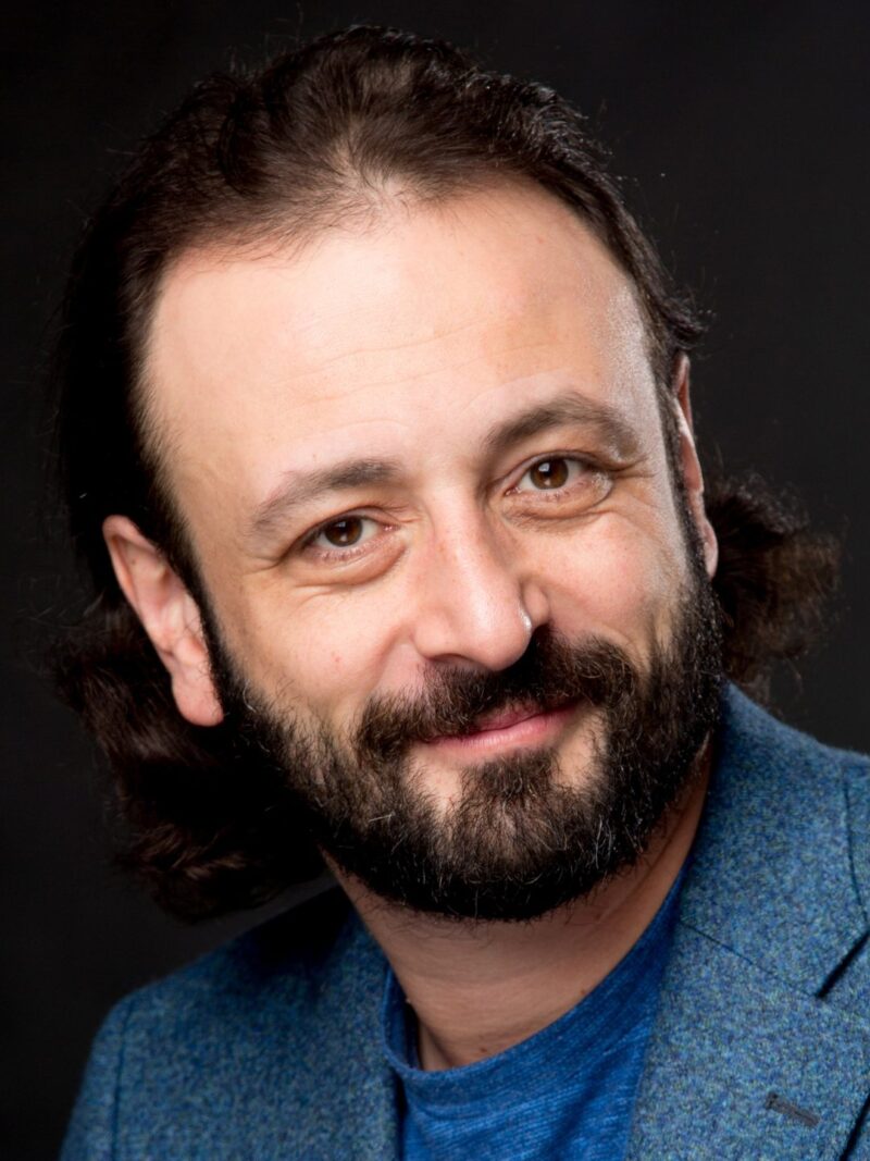 Взгляд, полный обожания: почему на эти кадры «зависают» по десять минут? : Елизавета Арзамасова и Илья Авербух столкнулись с критикой, несмотря на умиление Сети