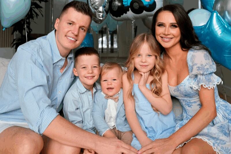 Семья, оказавшаяся в эпицентре бури.