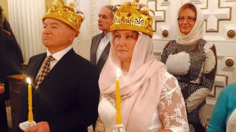 Елена Батурина развивает основные проекты за рубежом.