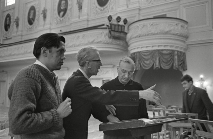 Дерзкий вызов власти: как 32-летний поэт бросил вызов Хрущеву и «исчез» на полтора года