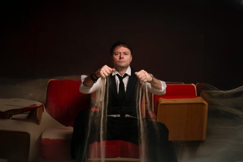 Неожиданное появление Ильи Носкова на публике с новой спутницей.