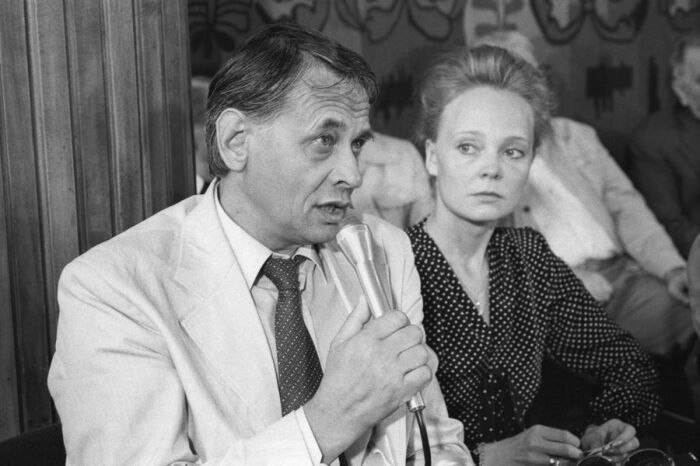 Счастье в 56, а потом...: Как 75-летняя Наталия Белохвостикова пережила суды на 30 млн и долги, но нашла утешение в сыне, который «молился, чтобы Бог забрал его»