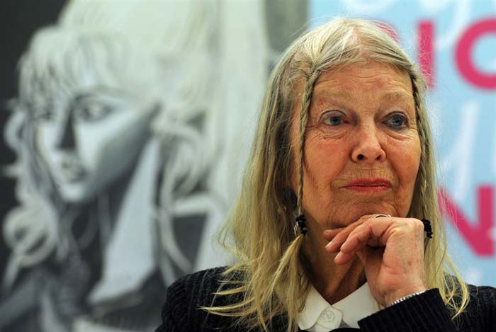 Сильветт в возрасте за 80