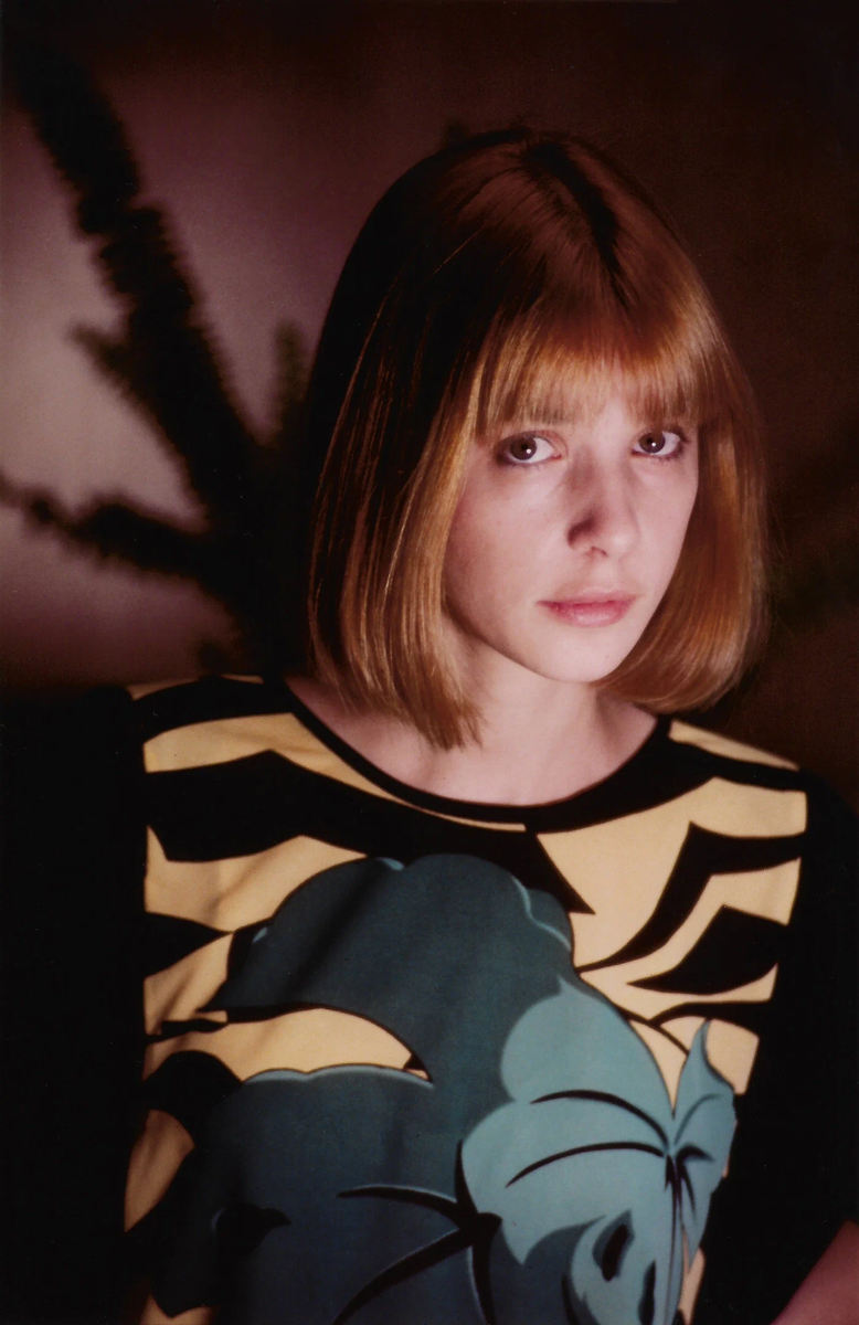 Вера Глаголева после триумфальной роли в «Выйти замуж за капитана» стала всенародной любимицей.