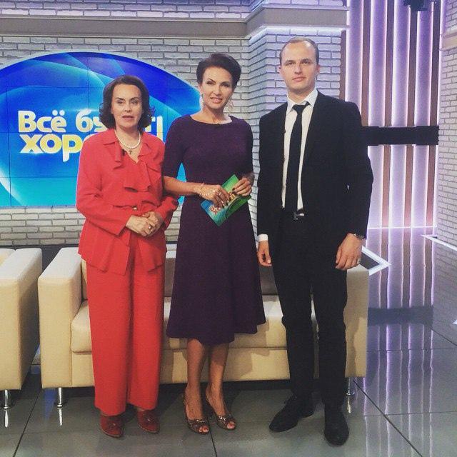 80-летняя звезда ТВ: как Алла Данько трижды «обжигалась» в браке, а сын пережил «солнечного» ребенка и два развода