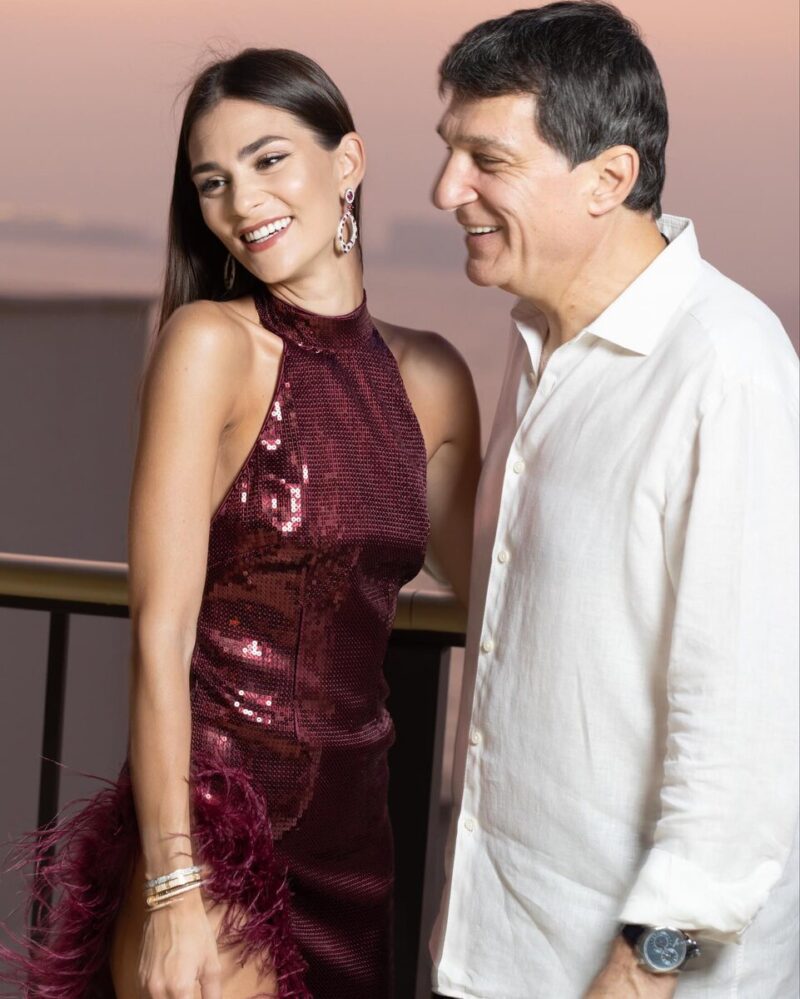 Кирилл Шубский с внуками — детьми Анастасии и Александра Овечкина.