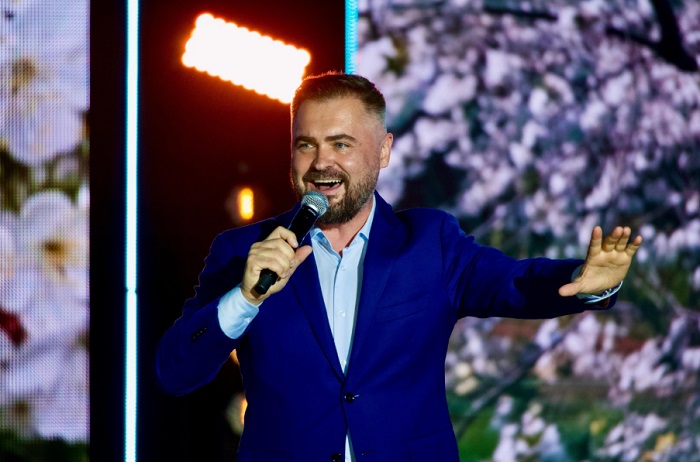 На 30 лет старше, а он «старичок»: Надежда Бабкина и Евгений Гор – почему певица не хочет замуж