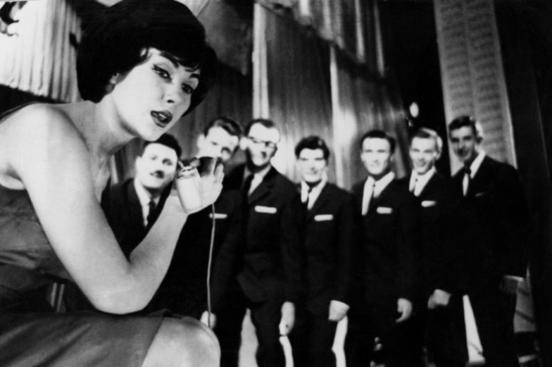 Эдита Пьеха, всегда остававшаяся сильной и независимой.