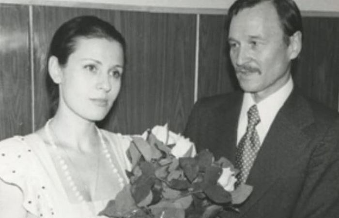 «Теперь я люблю другую»: 18 лет разницы, 12 лет разлуки и почти 20 лет тайного романа. Почему 63-летняя Валентина Толкунова, которую называли «соломенной вдовой», так и не обрела простого женского счастья?