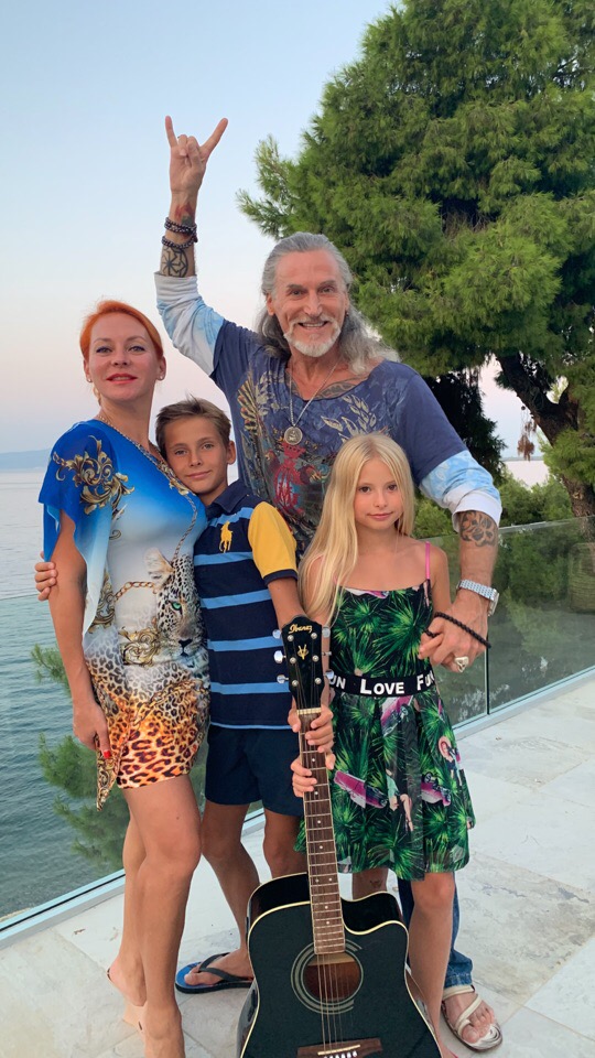 65-летний артист, про которого психиатр написал «гипоманиакальный психоз»: Джигурда и его две свадьбы с олимпийской чемпионкой