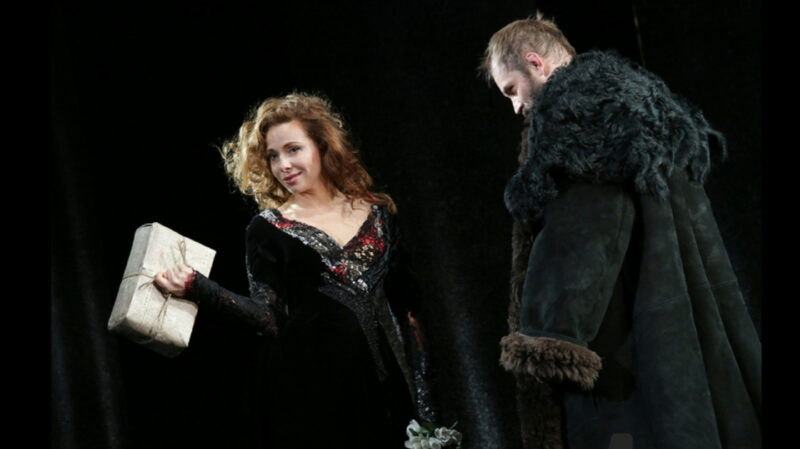 В образе Анны Карениной: одна из самых сложных и глубоких ролей актрисы в мюзикле.