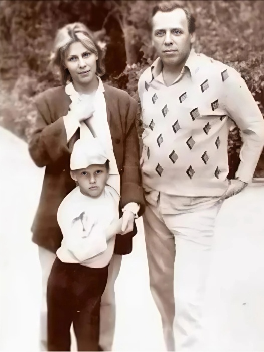 Сергей Спивак: путь от юриспруденции к театральному искусству