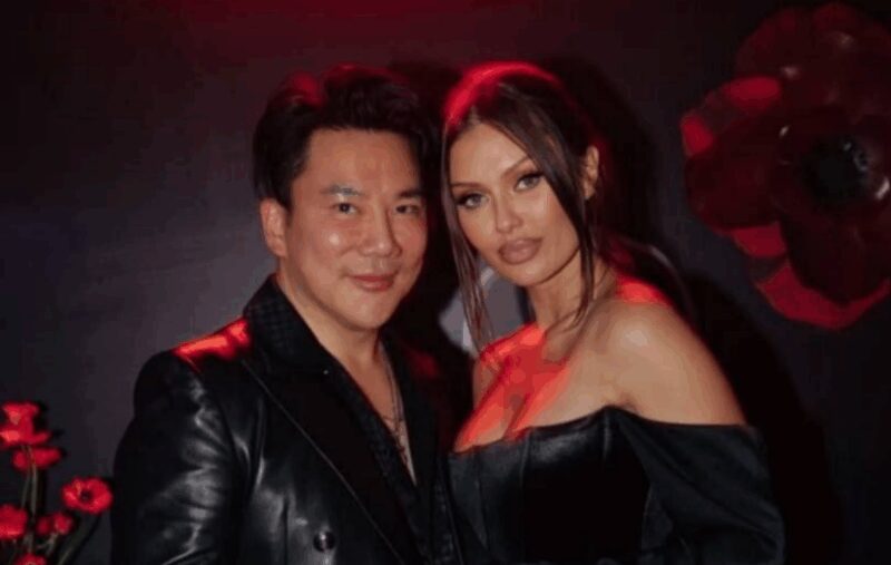 Виктория Боня и известный пластический хирург Чиа Чи Као.