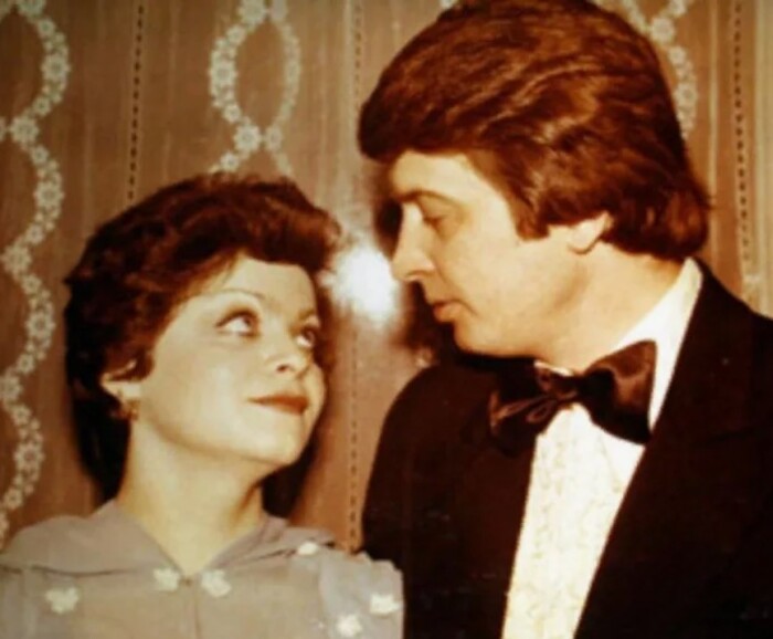 «Илья Спицын не имеет отношения!»: 13 лет спустя внучка Долиной стала копией бывшего