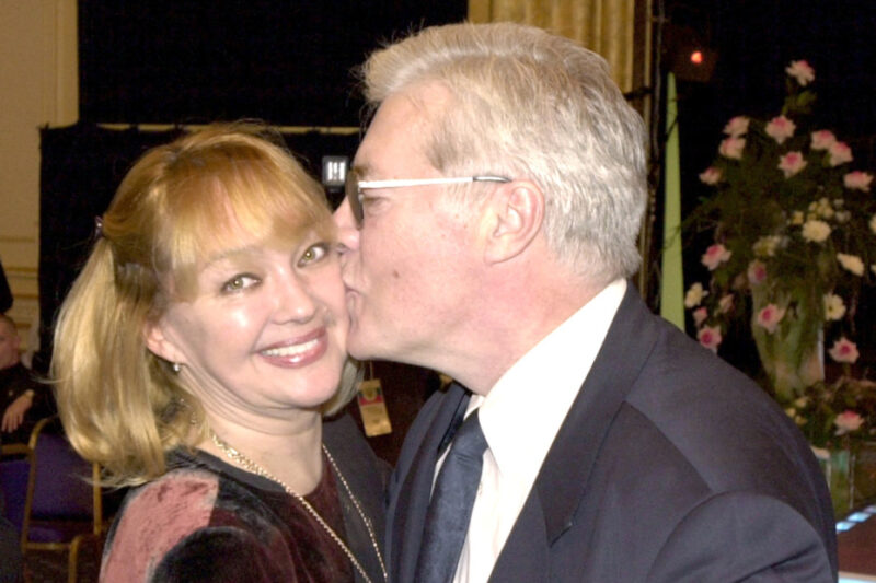 Евгений Жариков и Наталья Гвоздикова в 2003 году, когда их брак уже прошёл через серьёзные испытания.