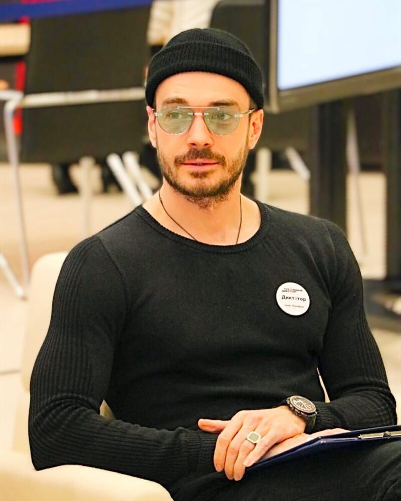 Роль психотерапевта Стрелецкого в «Триггере» принесла актеру новую волну популярности.