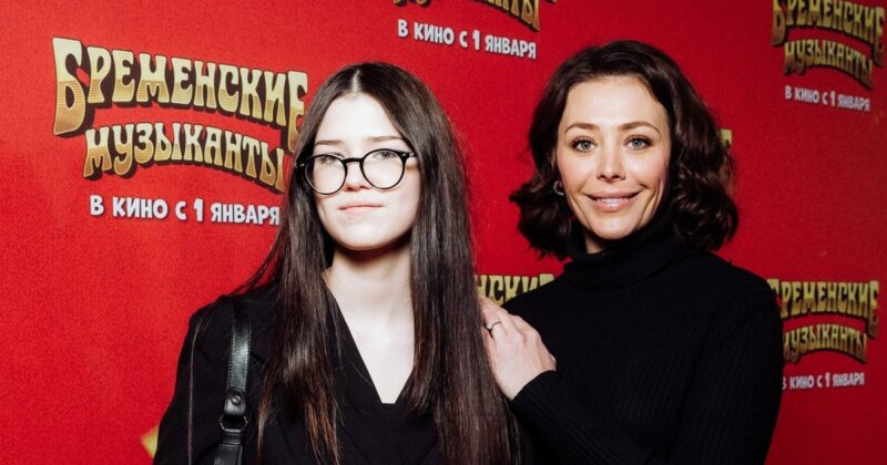 Богдан и Александра бережно хранят память об отце.