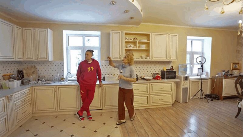 Планировка будущей беседки с камином и зимним садом.