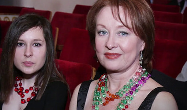 Елизавета Мартиросян с отцом Георгием Мартиросяном.