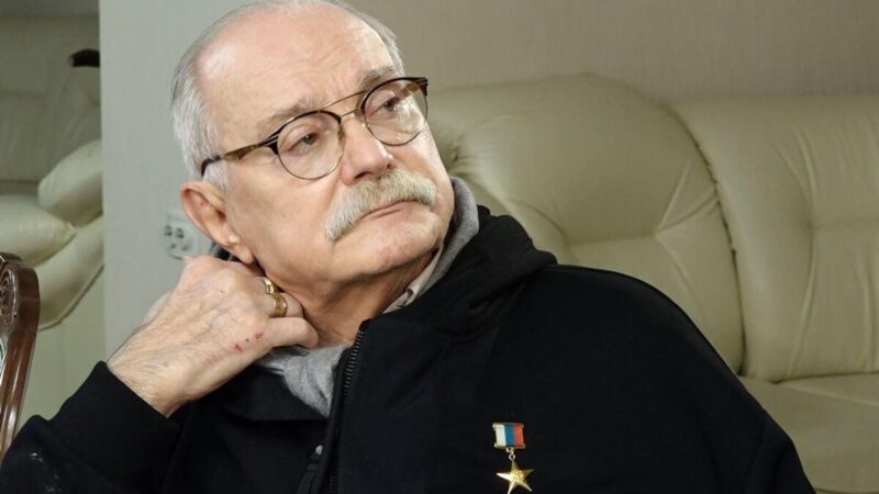 Наташа Королёва в момент эмоционального выступления, вызвавшего неоднозначную реакцию публики.