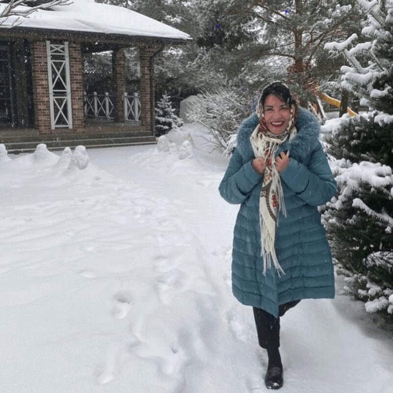 «Моя гордость»: как 49-летний сын-архитектор построил для Надежды Бабкиной два роскошных дома с видом на Кремль и под Звенигородом