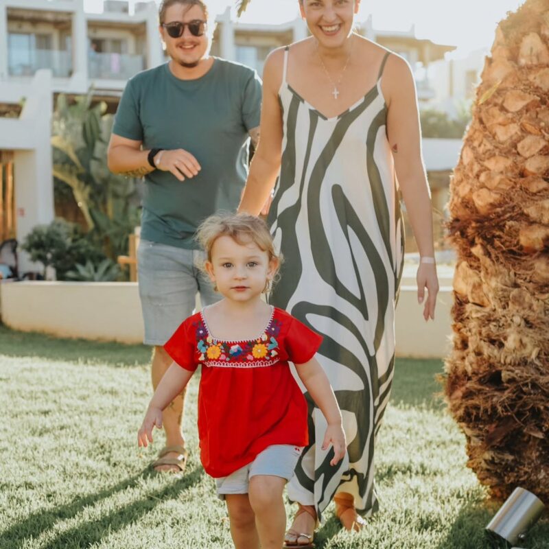 Молодые люди встречались почти восемь лет до свадьбы.