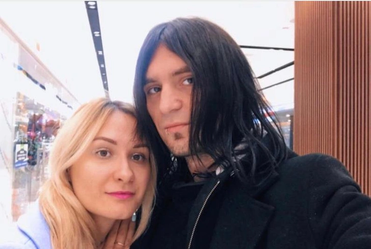 История с изменой привлекала к Николаю внимание