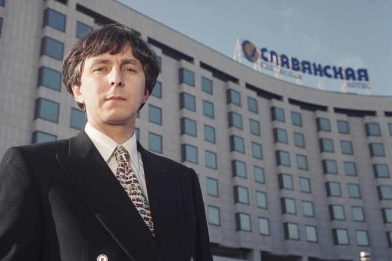 Миллиарды и отчаяние: как рухнула империя Умара Джабраилова?