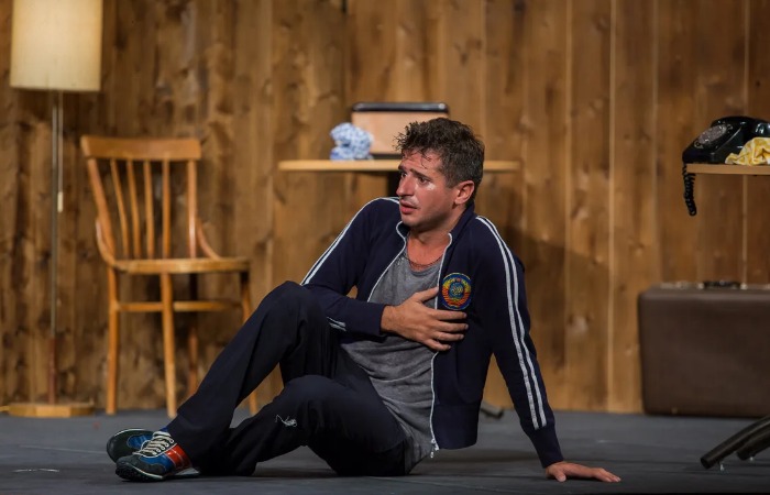 От яркого «героя-любовника» до борьбы с алкоголем: Как 43-летний Иван Стебунов обрел «гармоничное» счастье и стал отцом после тяжелой болезни