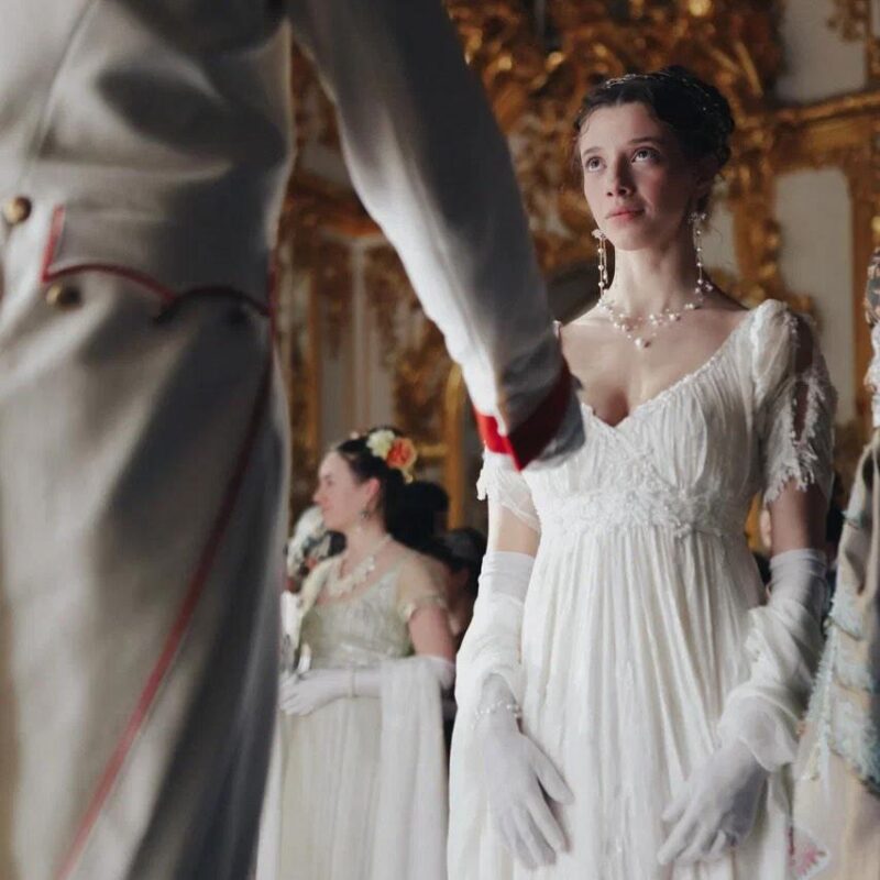 Тайны кастинга: как 19-летняя Полина Гухман стала Наташей Ростовой?