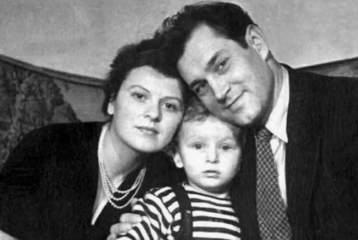 Сергей Мартынов – мастер перевоплощений.