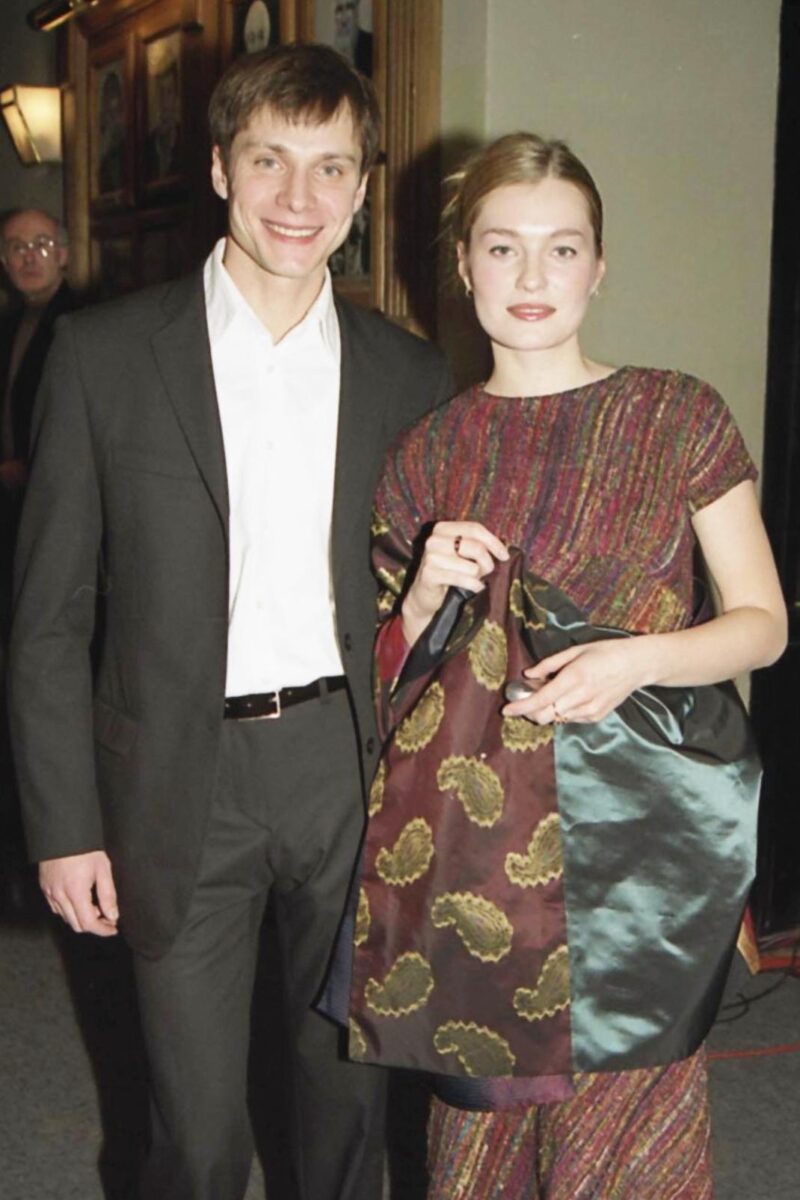 «Слишком много делала, чтобы детей не иметь»: 54-летняя Виктория Толстоганова и ее 15 лет счастья после болезненного развода