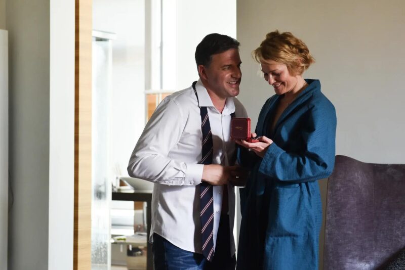 «Слишком много делала, чтобы детей не иметь»: 54-летняя Виктория Толстоганова и ее 15 лет счастья после болезненного развода