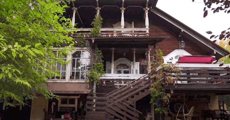 «Не дворец, а крепость души»: как выглядит загородный дом 75-летнего Михаила Боярского, где он нашел покой после 45 лет брака