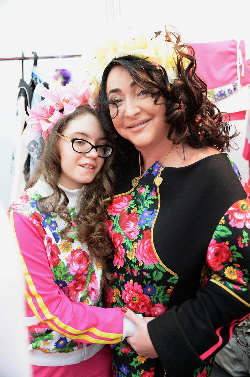 «Любовница» – оскорбительно : Как Цекало в 65 выкупил фамилию у экс-жены и не видит детей