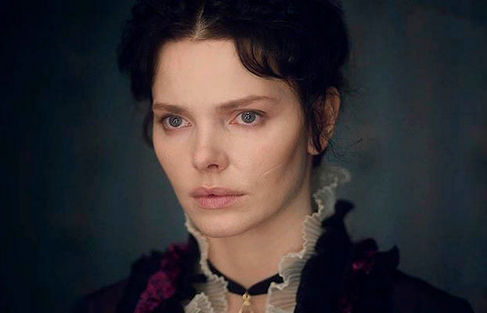 Под тенью великого отца: 2 ребёнка и годы борьбы за признание : Елизавета Боярская: «Мои роли – баловство, главное – внуки»