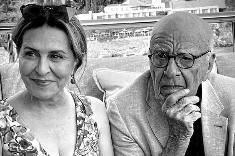 Елена Жукова, мать Дарьи, в браке с медиамагнатом.